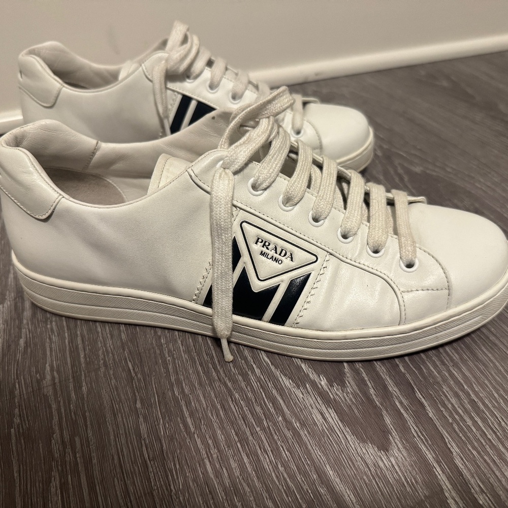 💎 Prada Milano White Leather Sneakers – Men’s Size